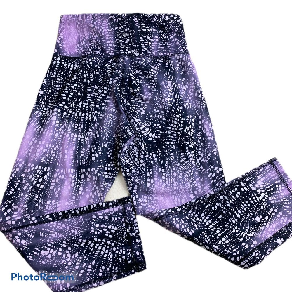 C9 Graffiti crop athletic leggings size Small - Picture 3 of 11
